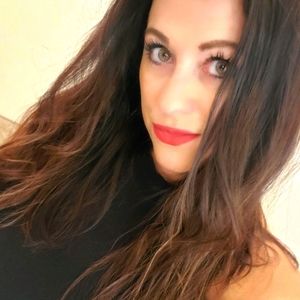 Meet your Posher, Georgia